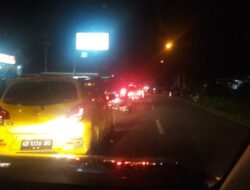 Ratusan Kendaraan Terjebak Macet Dari Siantan Hingga Jembatan Tol