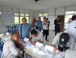 Coblos Ulang di TPS 01, Karol – Gidot Unggul