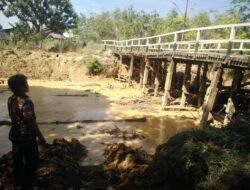 Jembatan Sui Sirak Rawan Dilewati