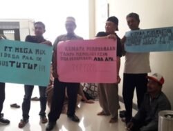 Warga Desak PT Mega Mix Ditutup