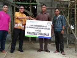 BPJS Salurkan Bantuan ke Masjid