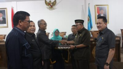 Saat Paripurna PU, Fraksi DPRD Kritisi Kebijakan Program