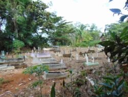 Warga Longkam Berharap Perehaban Pagar Makam