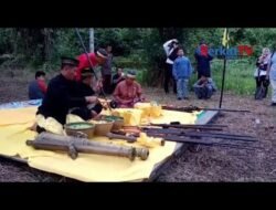 Sakralnya Ritual Pencucian Benda Pusaka Kerajaan Mempawah