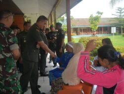Peduli Kesulitan Rakyat, Kodam XII/Tpr Baksos di Kubu Raya