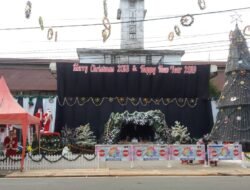 Pernak Pernik Natal Menghias Kota Singkawang