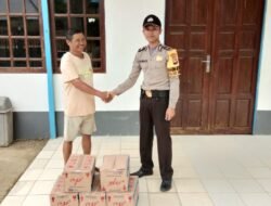 Polsek Serawai Memberikan Bantuan Untuk Gereja