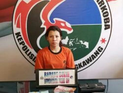 Wanita Residivis akan Edarkan Sabu 1,5 Ons. Satu Pelaku Masih Buron