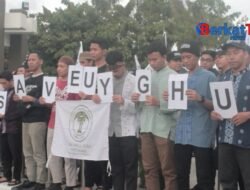 Muslim Pontianak Tuntut Bebaskan Muslim Uyghur