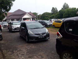 Taxi Online Protes Rekannya Diintimidasi di Kawasan Bandara Supadio