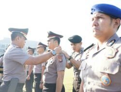 1005 Personel Polda Kalbar Naik Pangkat. Kapolda: Jadikan Motor Kinerja