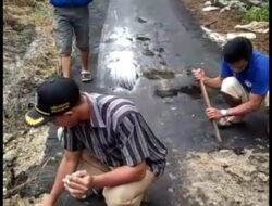 Proyek Jalan Poros Desa Dibongkar Perangkat Desa. Ternyata Ini yang Ditemukan