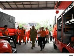 Jarot Pelajari Kelengkapan Peralatan SAR Pontianak