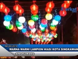 Warna Warni Lampion Hiasi Kota Singkawang