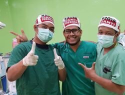 Heboh, Dokter dan Perawat ASN di Sintang Berselfi #2019GantiPresiden