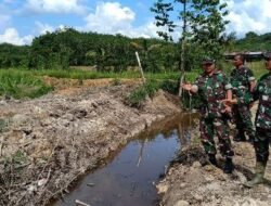 Kasdim 1204/Sgu Tinjau Persiapan TMMD ke-104 di Kembayan