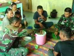 Makan Bersama Wujud Kebersamaan TNI Dengan Rakyat