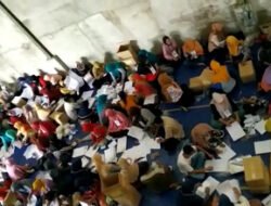 KPU Kubu Raya Kerahkan 800 Orang Tenaga Lipat Surat Suara