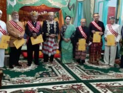 Enam Tokoh Dianugrahi Gelar dari Kerajaan Amantubillah Mempawah
