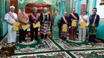 Enam Tokoh Dianugrahi Gelar dari Kerajaan Amantubillah Mempawah