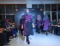 Fashion Show Corak Insang Pemicu Kreativitas Pelaku Ekraf