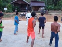 Babinsa Latih Pemuda Desa Katanjung Bela Diri