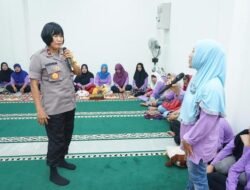 Wakapolda Kalbar Memberikan Pencerahan Napi di Lapas Perempuan