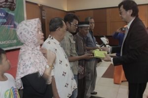 7 Bahan Kandungan Kacamata Medis MGI