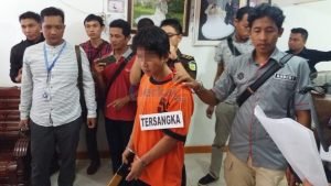 Achiang Peragakan 12 Adegan Saat Membunuh Pacar