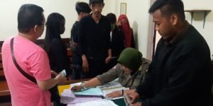 Hakim Vonis Lima Pasangan Luar Nikah Bayar Denda