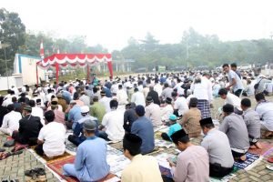 Pertama Kali Salat Id di Halaman Kantor Bupati Kubu Raya