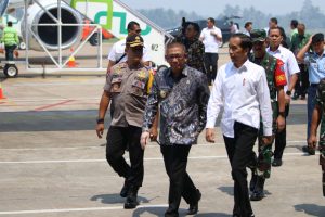 Presiden Jokowi Kunjungi Kampung Beting