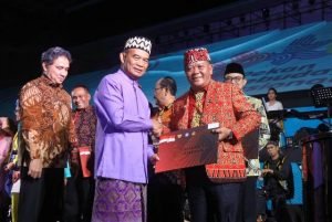 Kabupaten Sanggau Dianugerahi Kebudayaan dan Maestro Seni Tradisi dari Kemendikbud