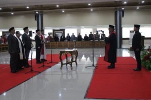 Pimpinan DPRD Sanggau Resmi Dilantik
