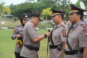 Dua Orang Perwira di Polres Singkawang Dimutasi