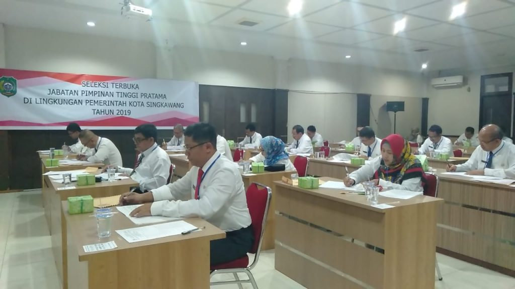 Peserta Open Bidding di Singkawang Mengerucut Empat Nama