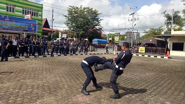 Satpam Jadi Polisi di Lingkungan Kerja