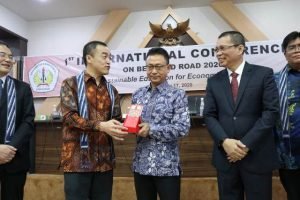 Konferensi Internasional di Untan, Edi: Kolaborasi Bangun Pendidikan