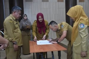 Pejabat Teken Kontrak Kerja, Kinerja Dievaluasi per Triwulan