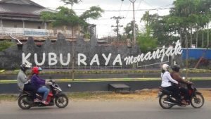 Ada Taman Kubu Raya Menanjak di Simpang Serdam