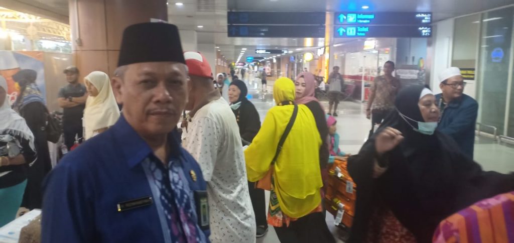 Jemaah Umrah Kalbar Batal Berangkat