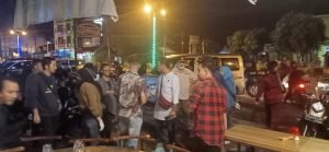 Sat Pol PP Bubarkan Pelajar Nongkrong di Warkop