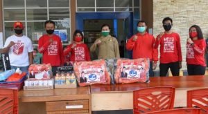 Politisi PKPI Salurkan Bantuan Sembako