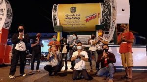 Pemuda Singkawang Buat Beduk Raksasa Sambut Ramadan