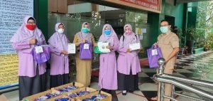 Salimah Bantu APD dan Multivitamin ke RSUD SSMA Pontianak