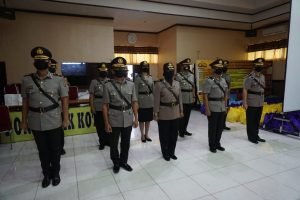 Tiga Kasat dan Dua Kapolsek di Polresta Pontianak Kota Berganti