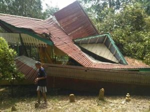 Situs Cagar Budaya Pendopo Makam Raja Mengkiang Ambruk