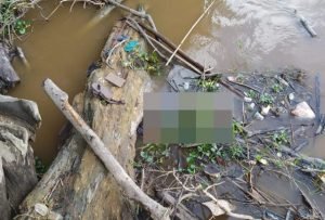 Pegawai Kantor Pos Ditemukan Mengapung di Sui Kapuas