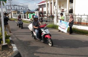 LAN Bagikan Masker Jelang New Normal