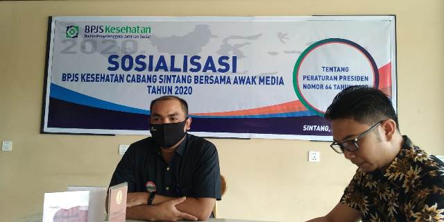 Kepala BPJS Kesehatan Cabang Sintang saat sosialisasi Perpres Nomor 64/2020 tentang iuran BPJS terbaru.